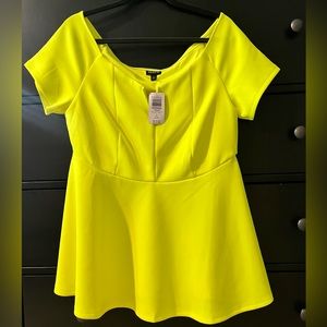 NTW Size 1 Torrid Neon Yellow empire waist off the shoulder blouse! Gorgeous!